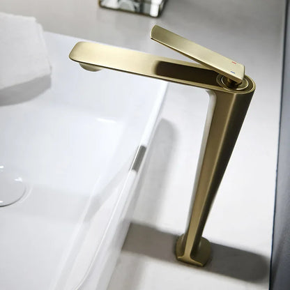 Robinet mitigeur design pour salle de bain