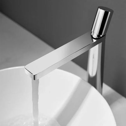 Robinet de lavabo minimaliste au design géométrique