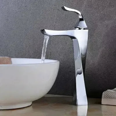 Robinet torsadé mitigeur pour salle de bain et lavabo