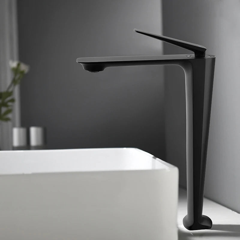 Robinet mitigeur design pour salle de bain