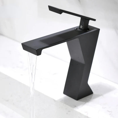 Robinet de lavabo design géométrique mitigeur